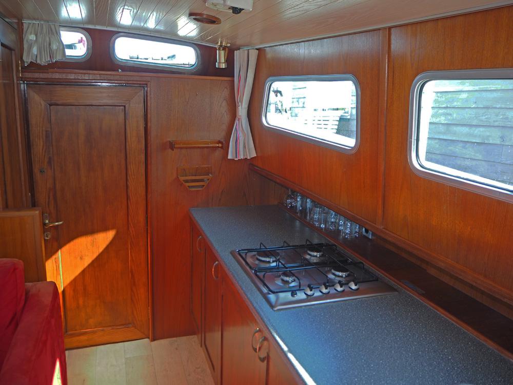 Salon, H&eacute;bergements